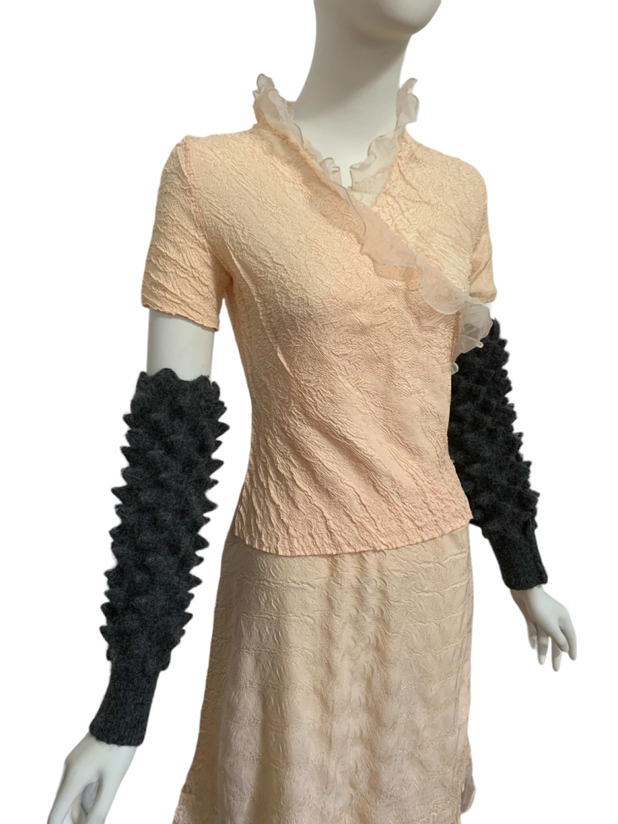 Yoshiki Hishinuma Pink Pleated Set product image