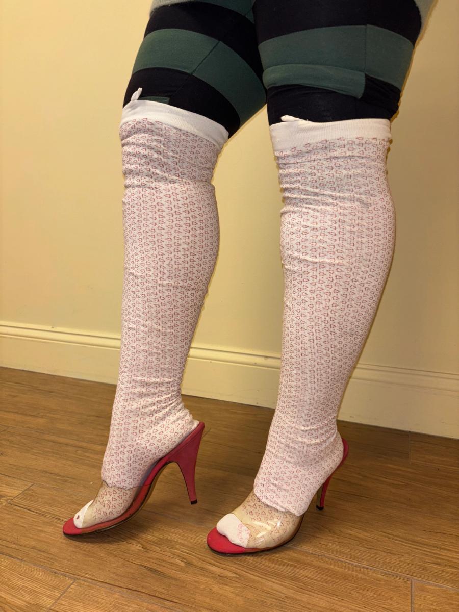 1890s Triangle Print Louvre Stockings product image