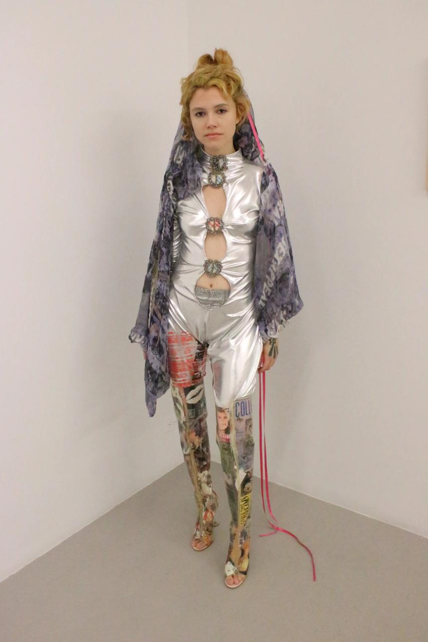 Collection 006 - SEZX look