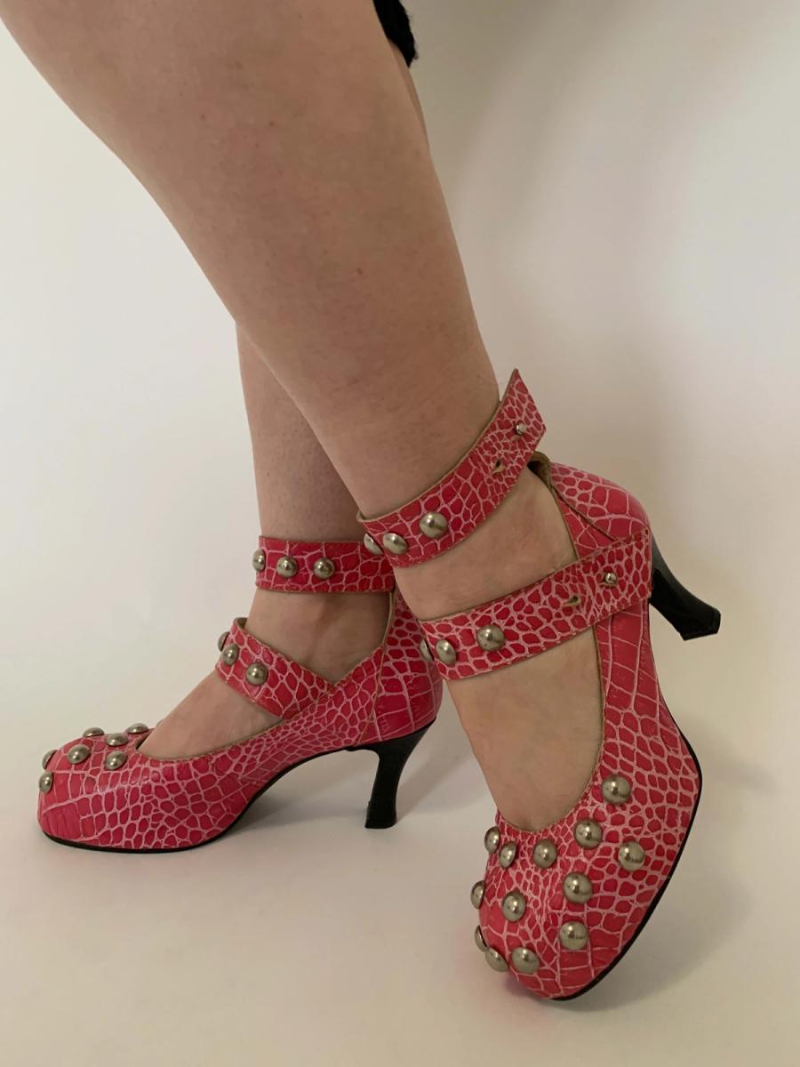 Nozomi Ishiguro Studded Pumps product image