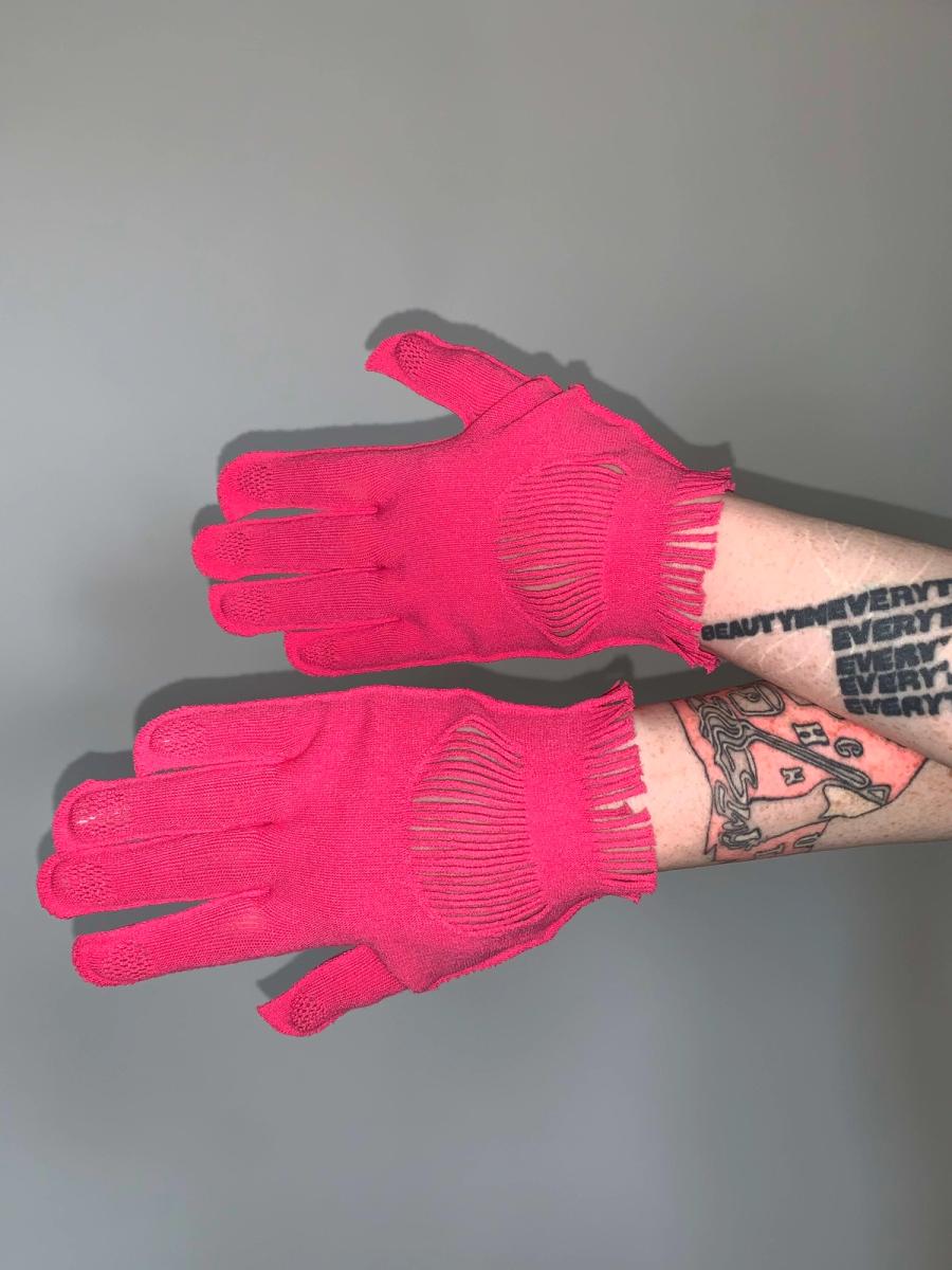 Issey Miyake Gloves product image