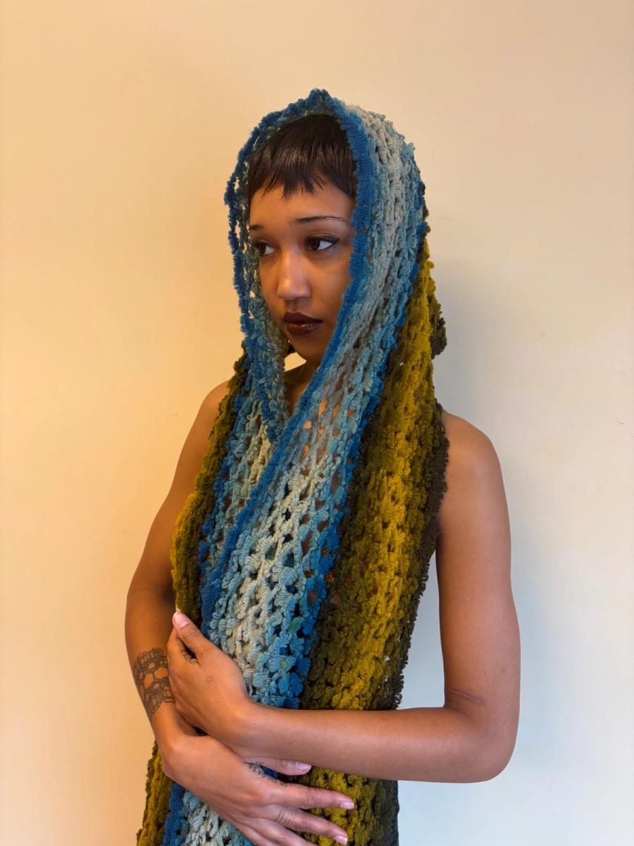 Victorian Blue Green Ombré Knit Scarf  product image