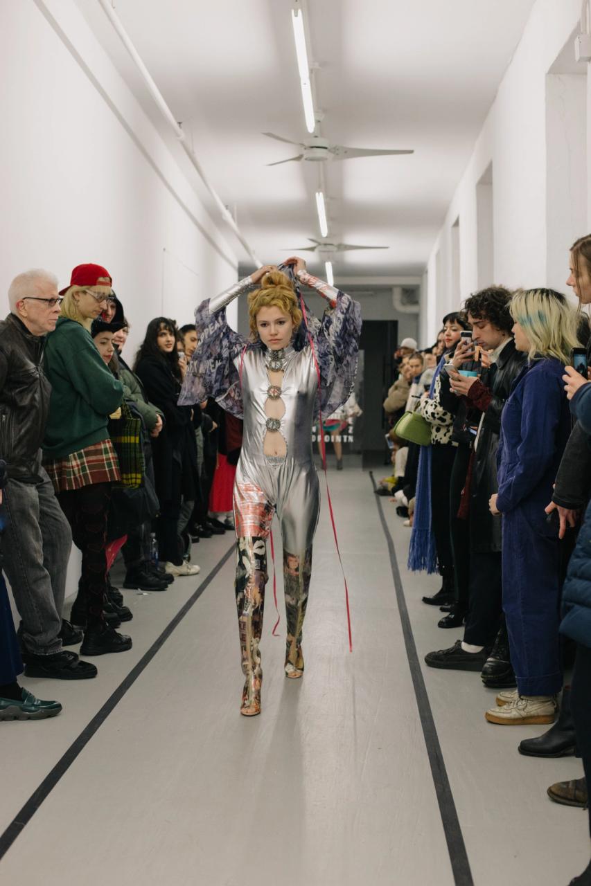 Collection 006 - SEZX look