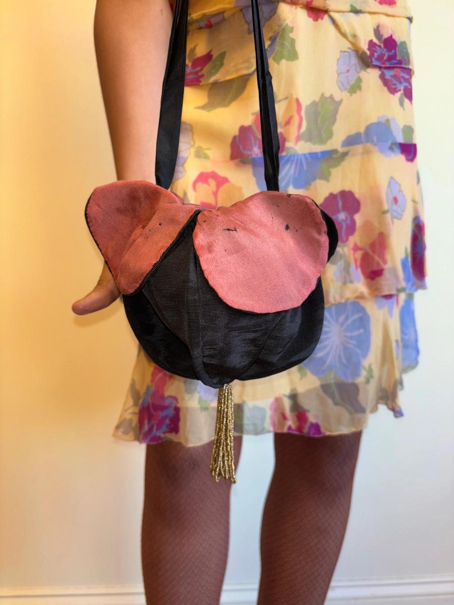 1890s or 1900s Flower Petal Purse product image