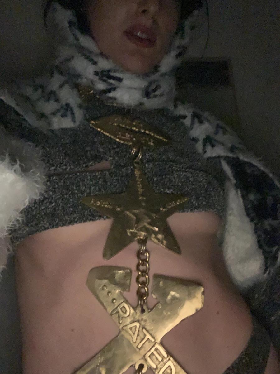 Collection 006 - SEZX look