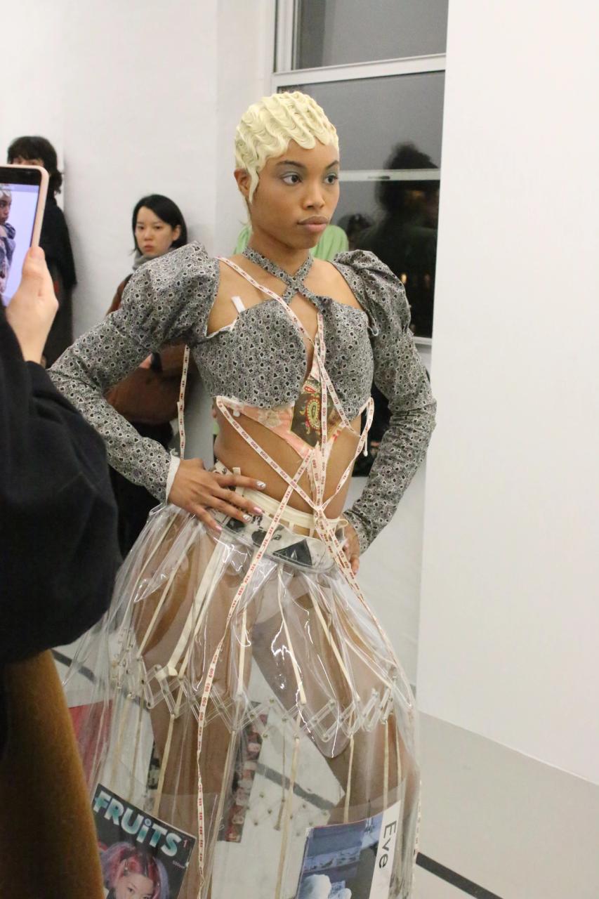 Collection 006 - SEZX look