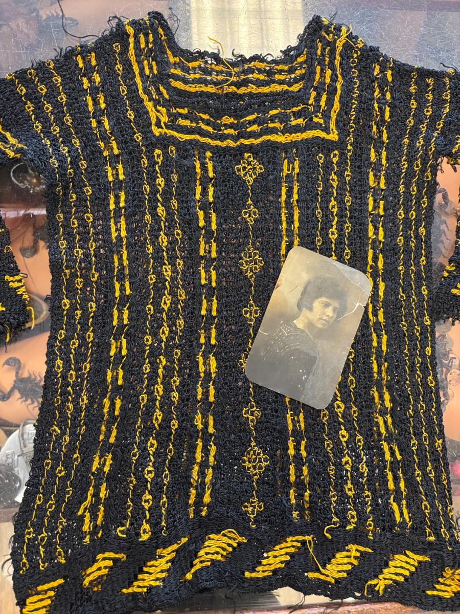 1930s Italian Handmade Knit Top product image