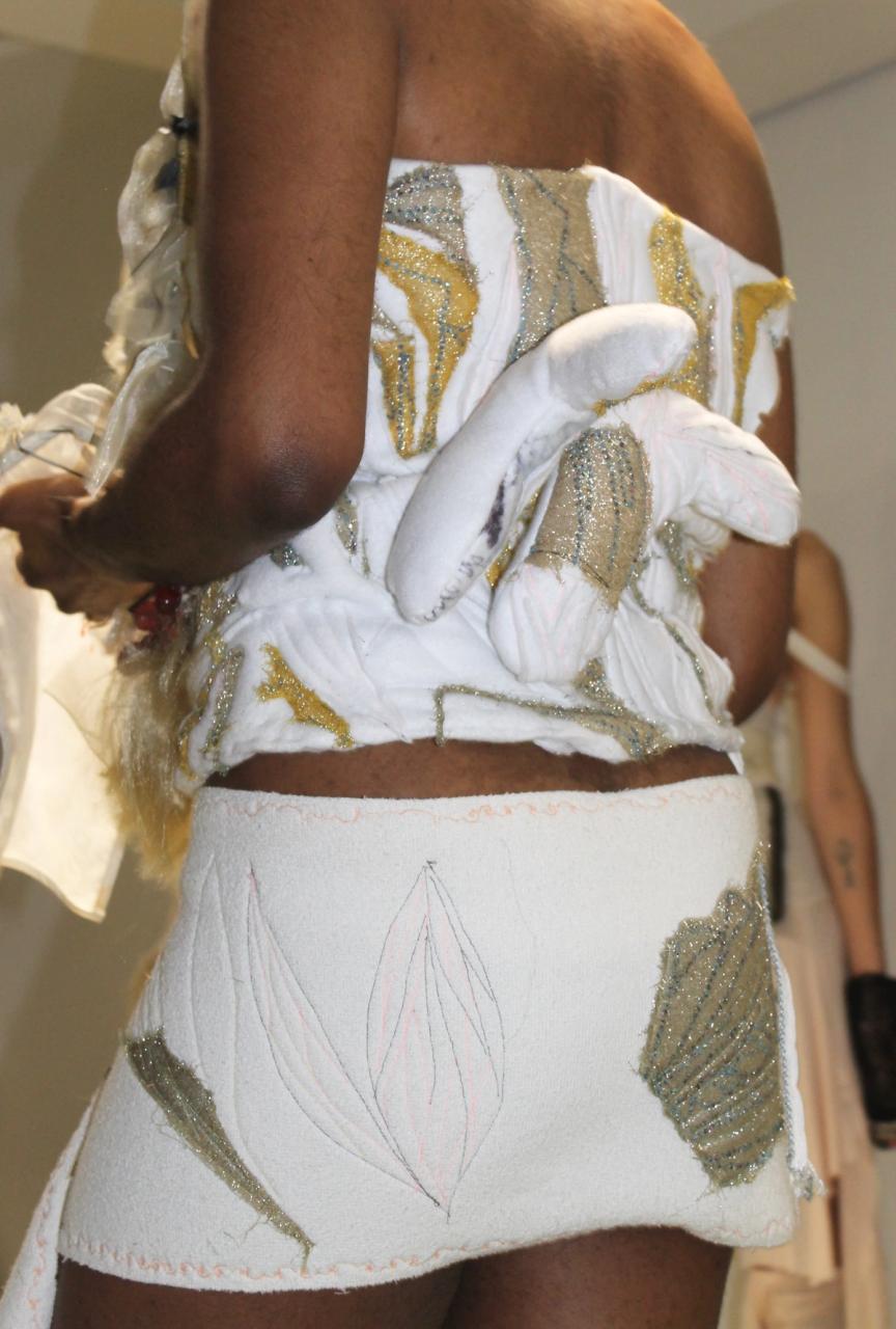 Collection 004 - Mew+ look