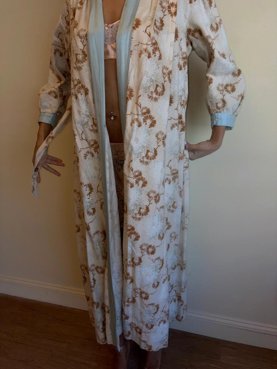 1890s or early 1900s Pastel Flannel Robe product image