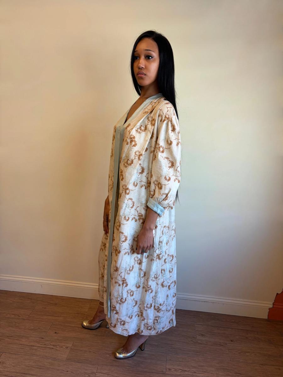 1890s or early 1900s Pastel Flannel Robe product image