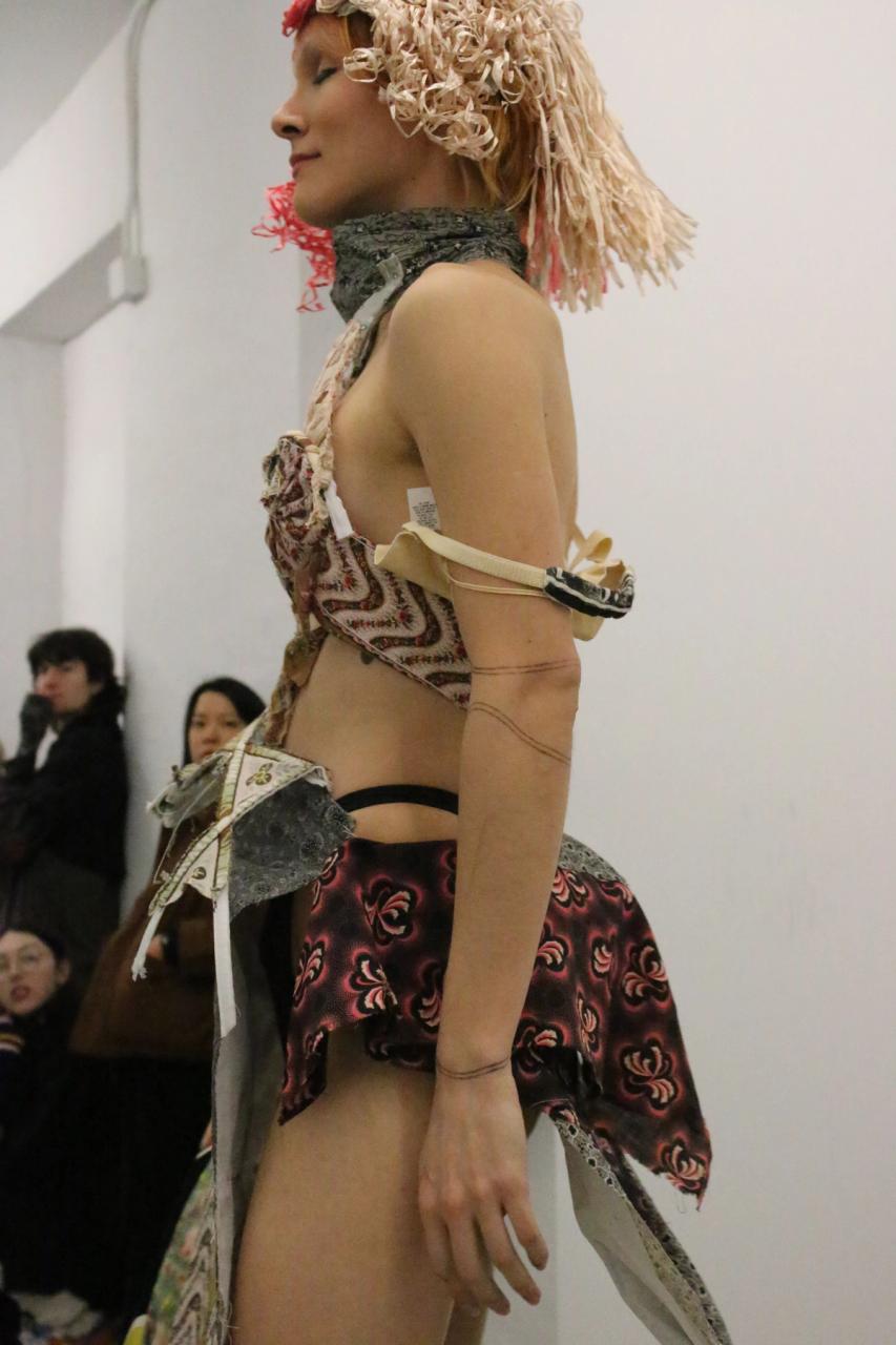 Collection 006 - SEZX look