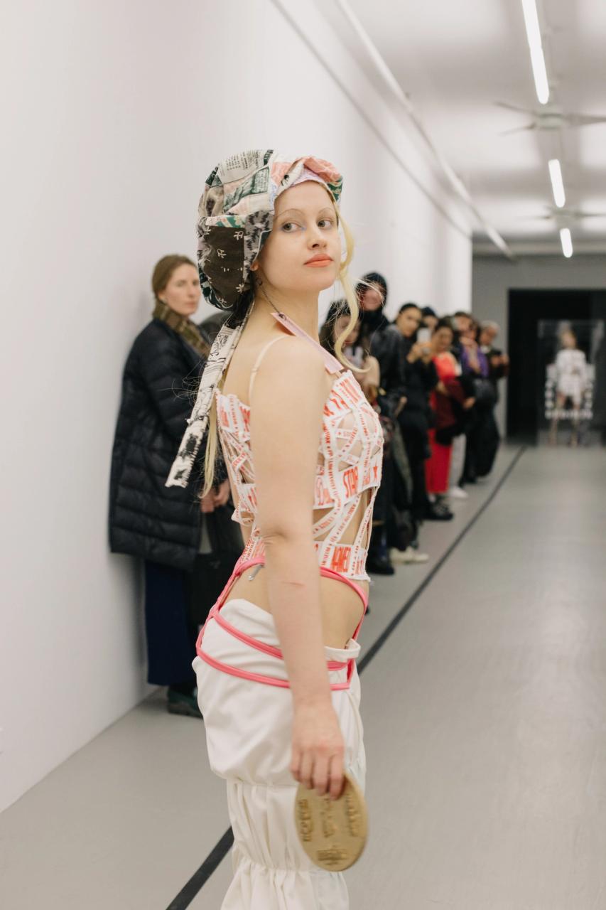 Collection 006 - SEZX look