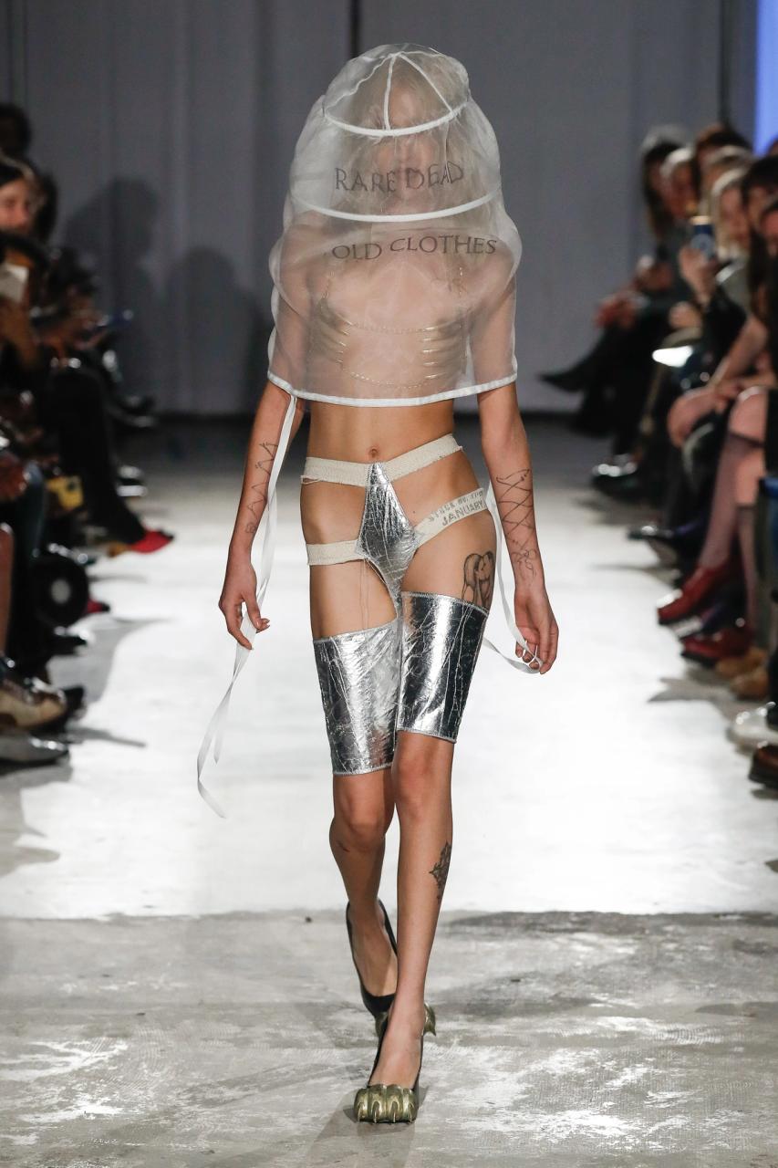 Collection 007 - ENFER look