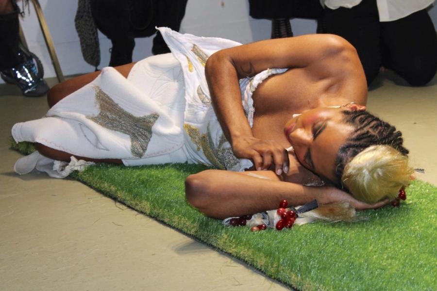 Collection 004 - Mew+ look