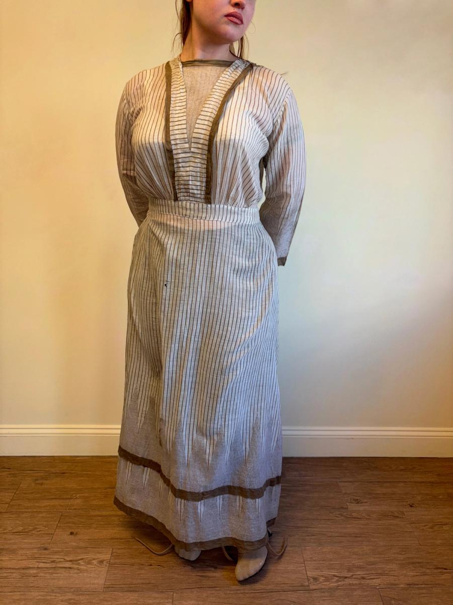 Edwardian Striped Dress Vermicular Print product image