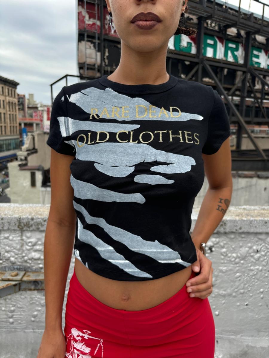 Black Rare Dead Old Clothes OMO T-shirt product image