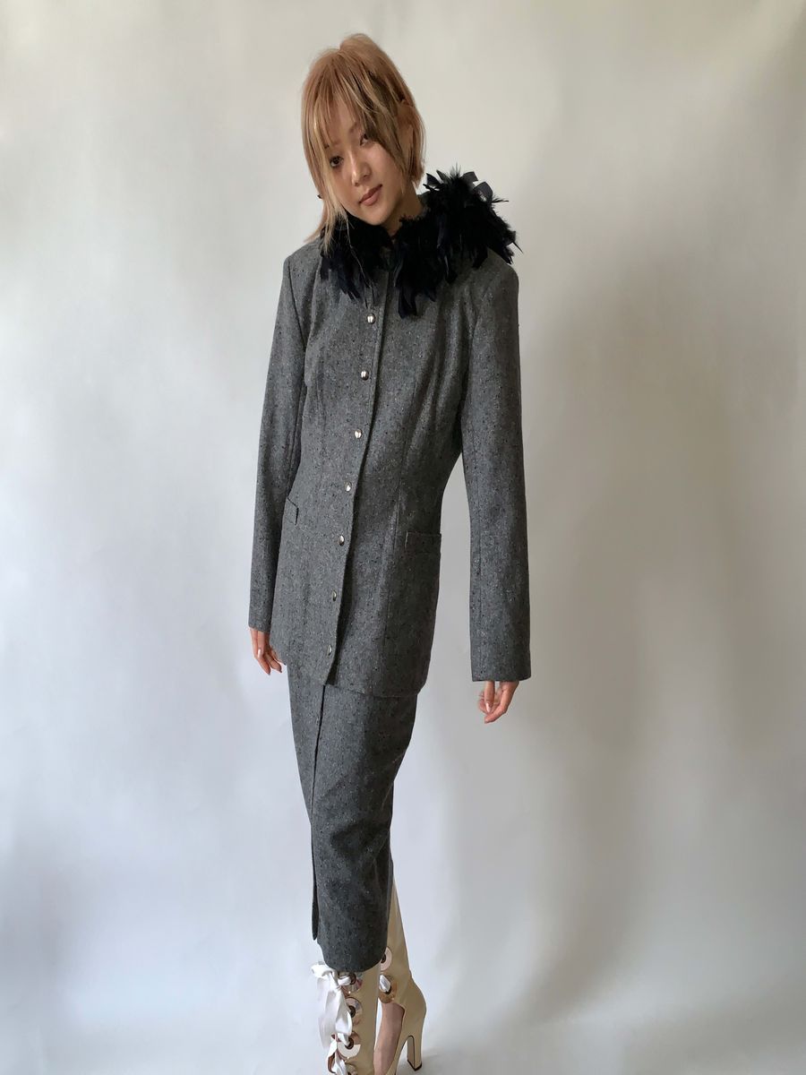 Obscure Desire of Bourgeoisie Feather Suit product image