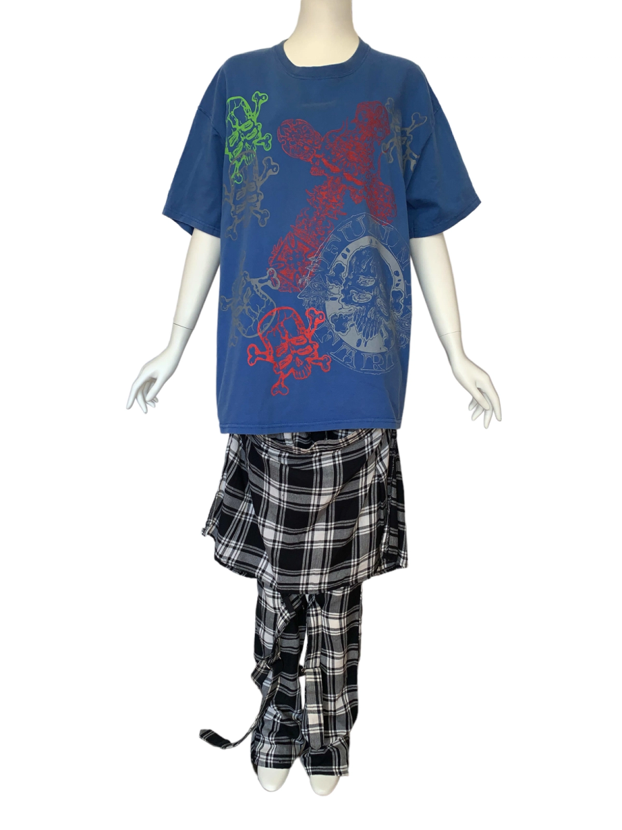 90s Funny Farm Skull And Cross T-shirt product image