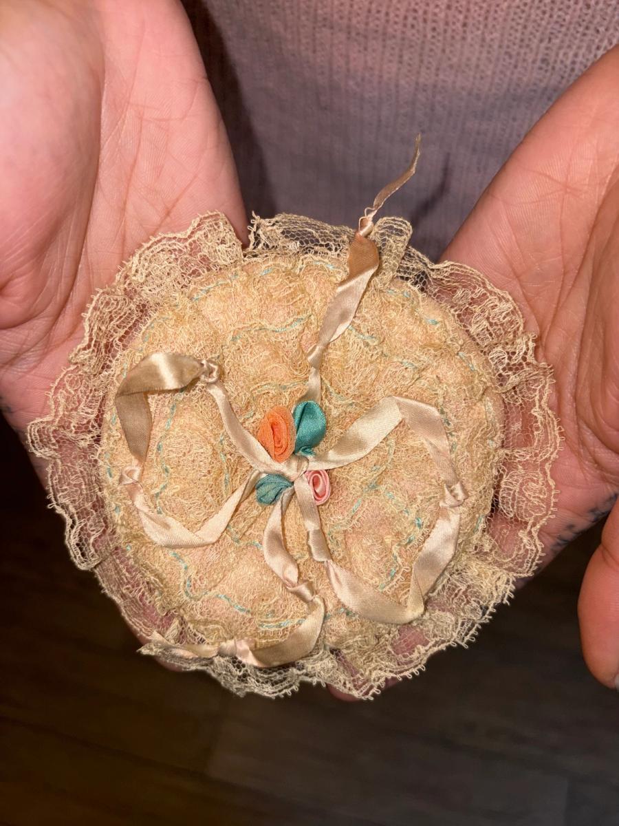 1920s Powder Pouf With Ecru Lace & Multicolor Flowers  product image
