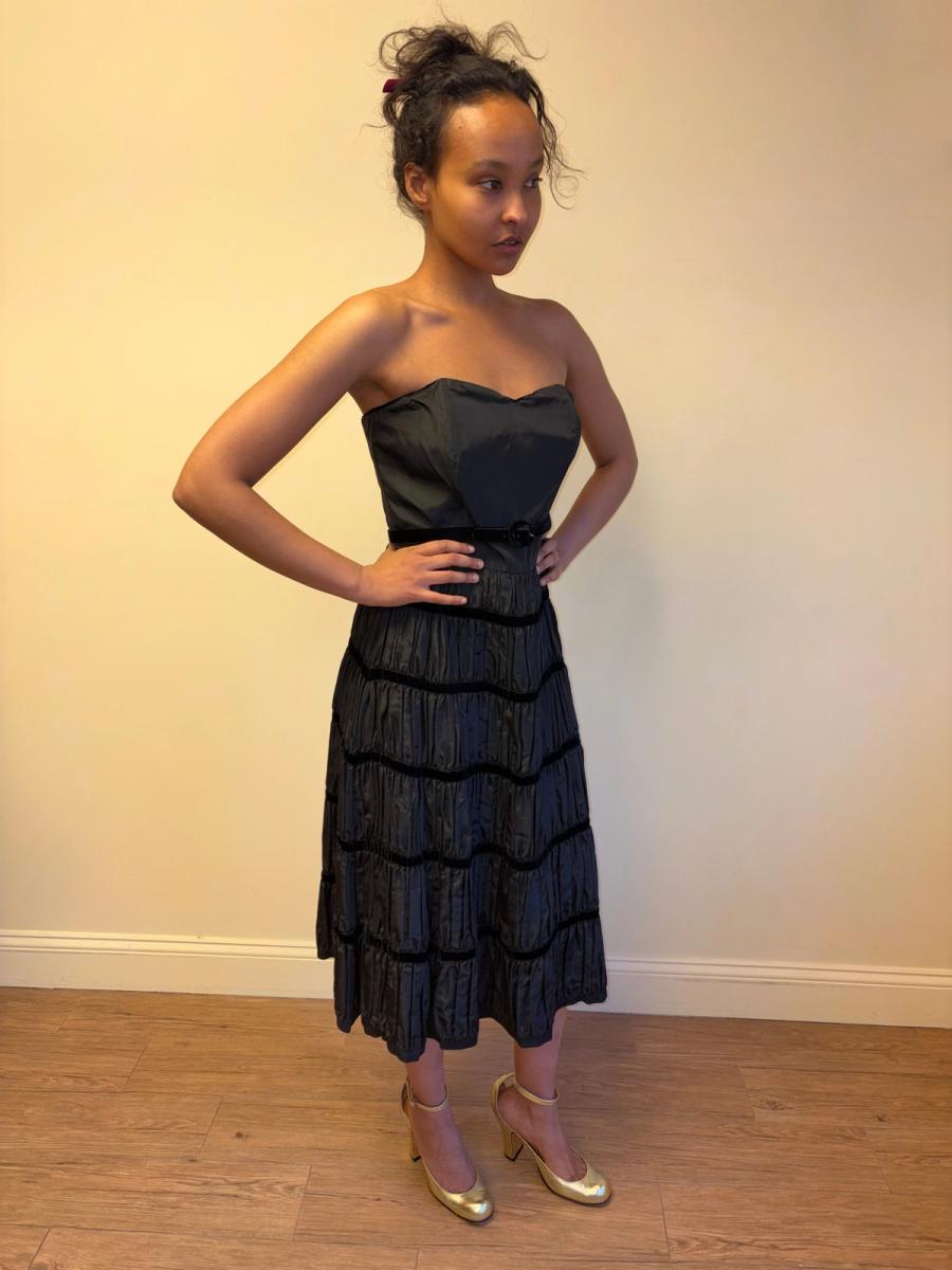 1950s Rembrandt Tiered Dress  product image