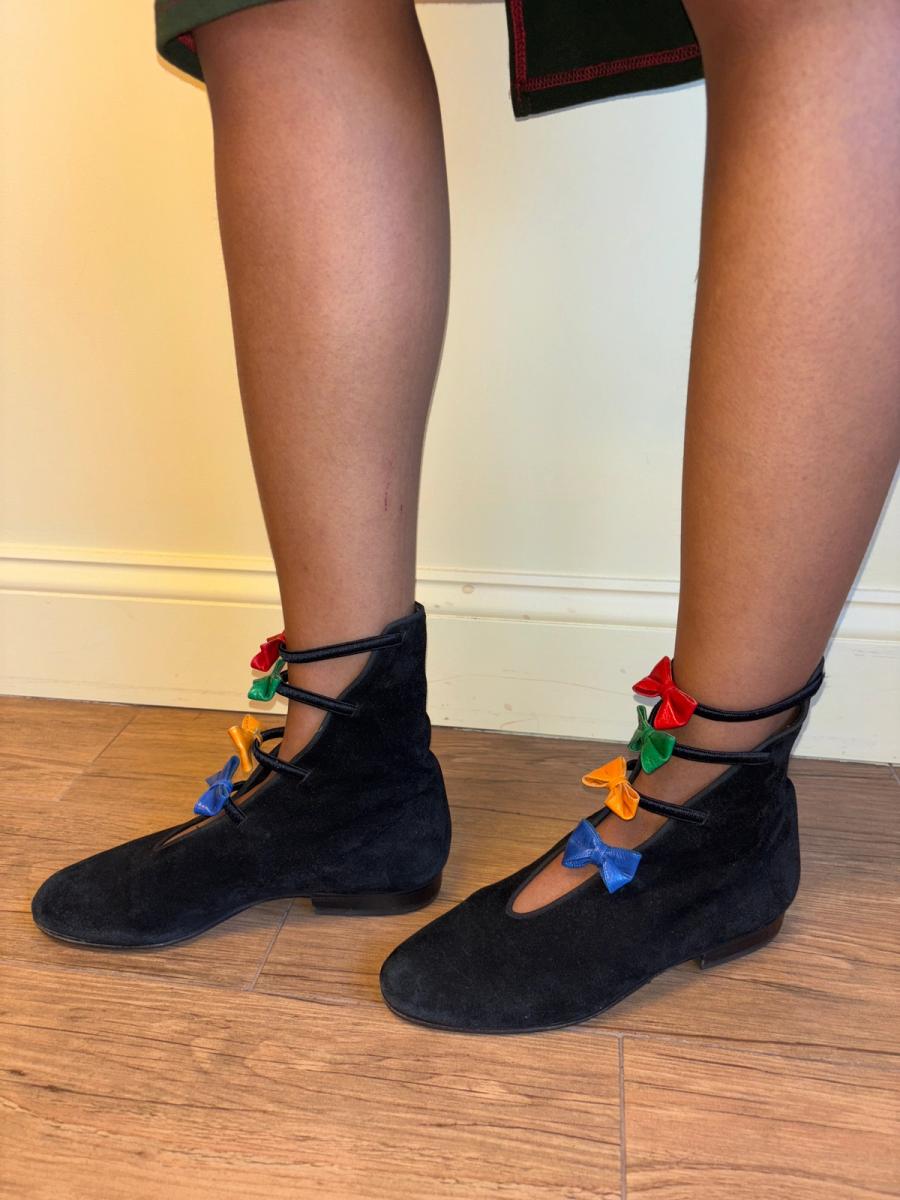 Maud Frizon Black Suede Bow Shoes product image