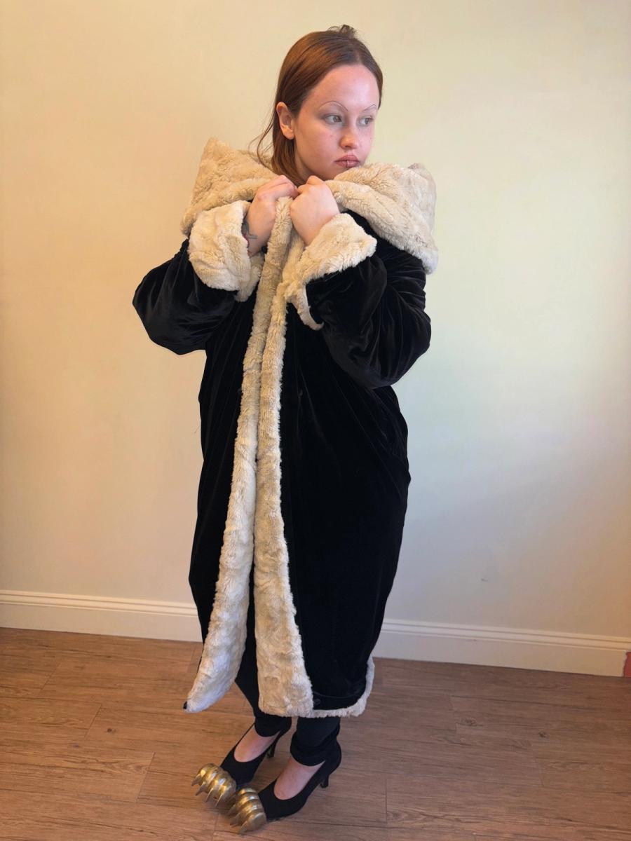 Norma Kamali 1920s- Inspired Velvet Coat product image