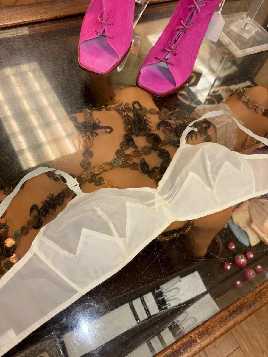 1950s French Bullet Bra with Jagged Design product image