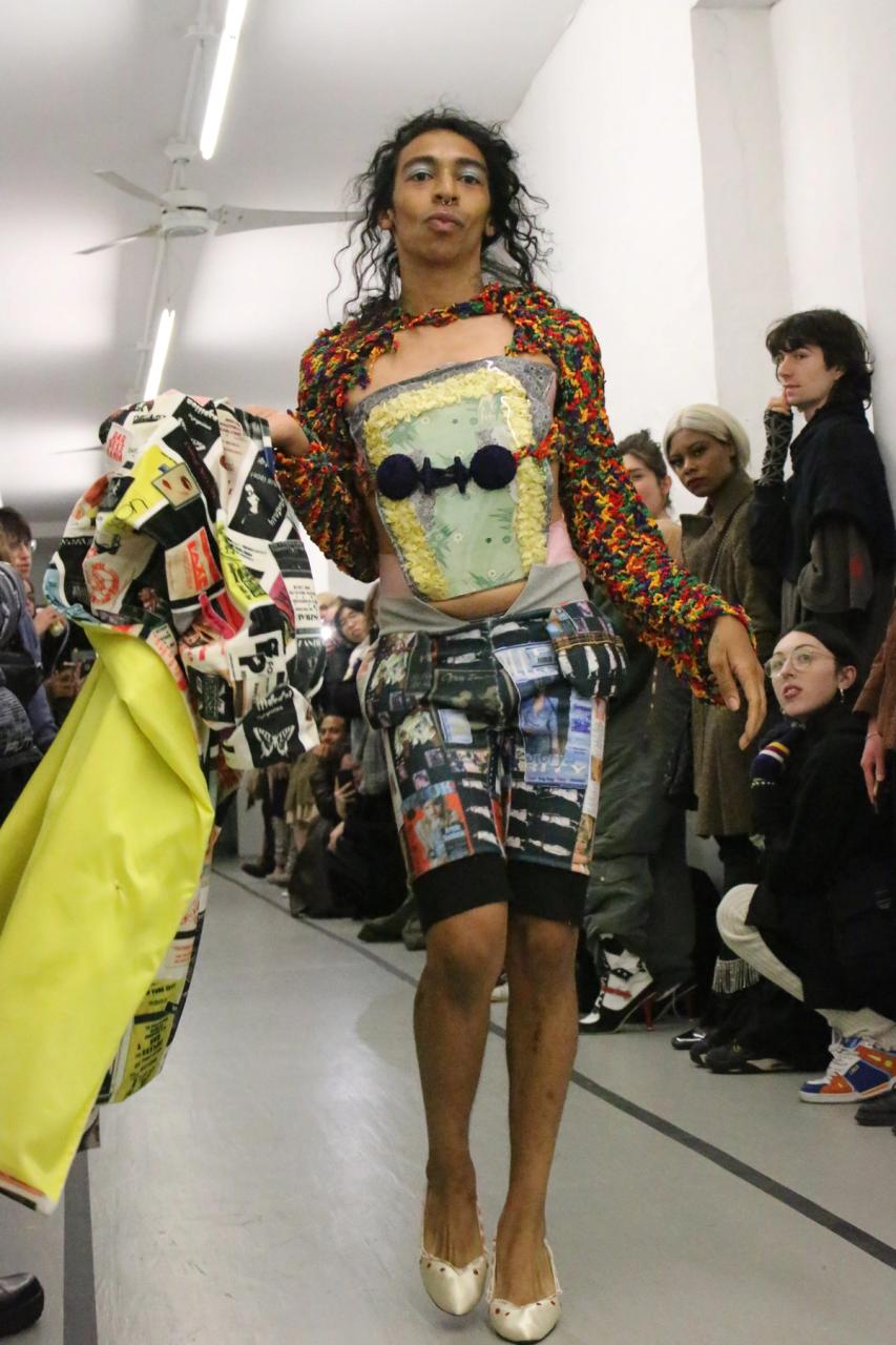 Collection 006 - SEZX look