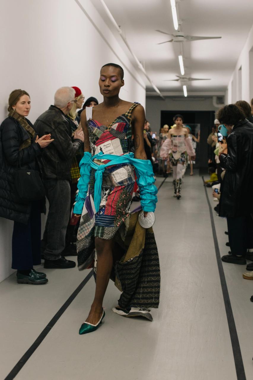 Collection 006 - SEZX look