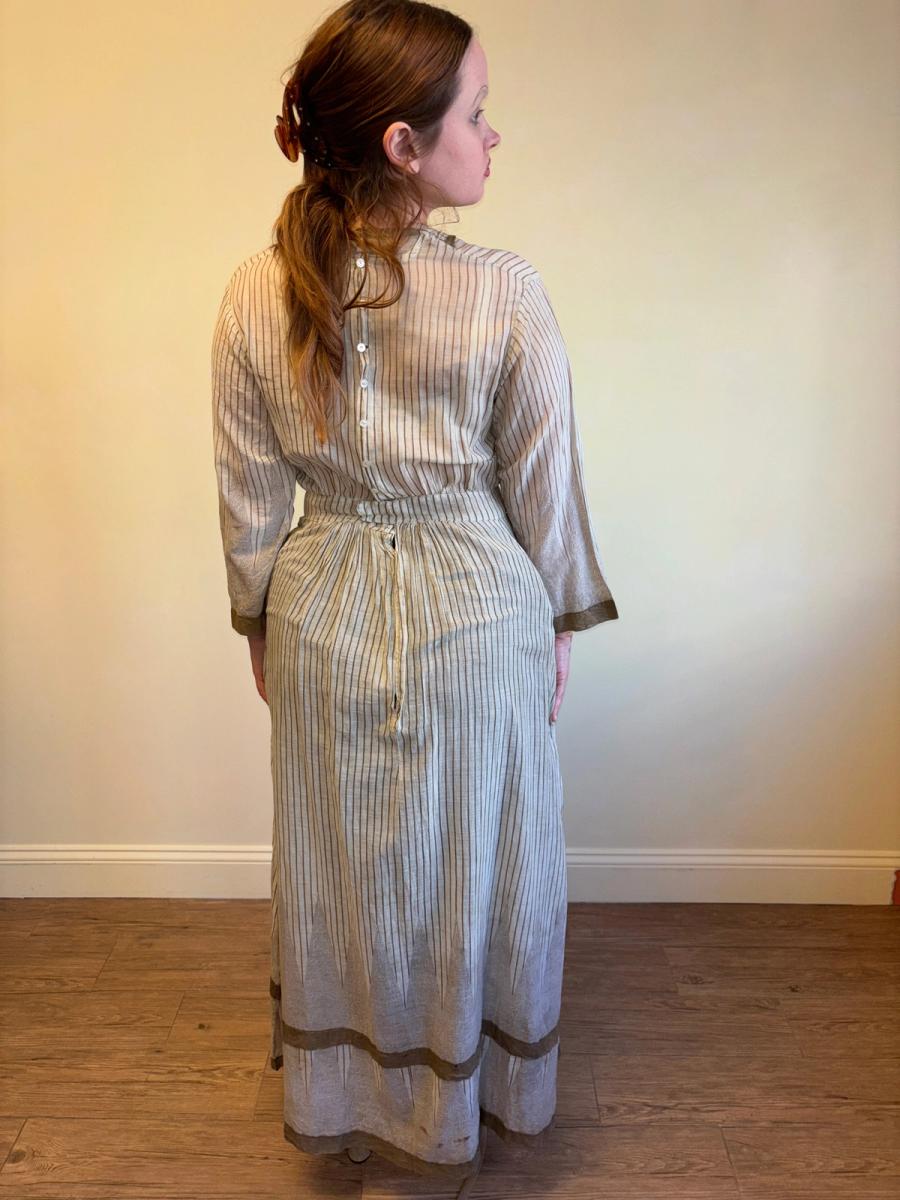 Edwardian Striped Dress Vermicular Print product image