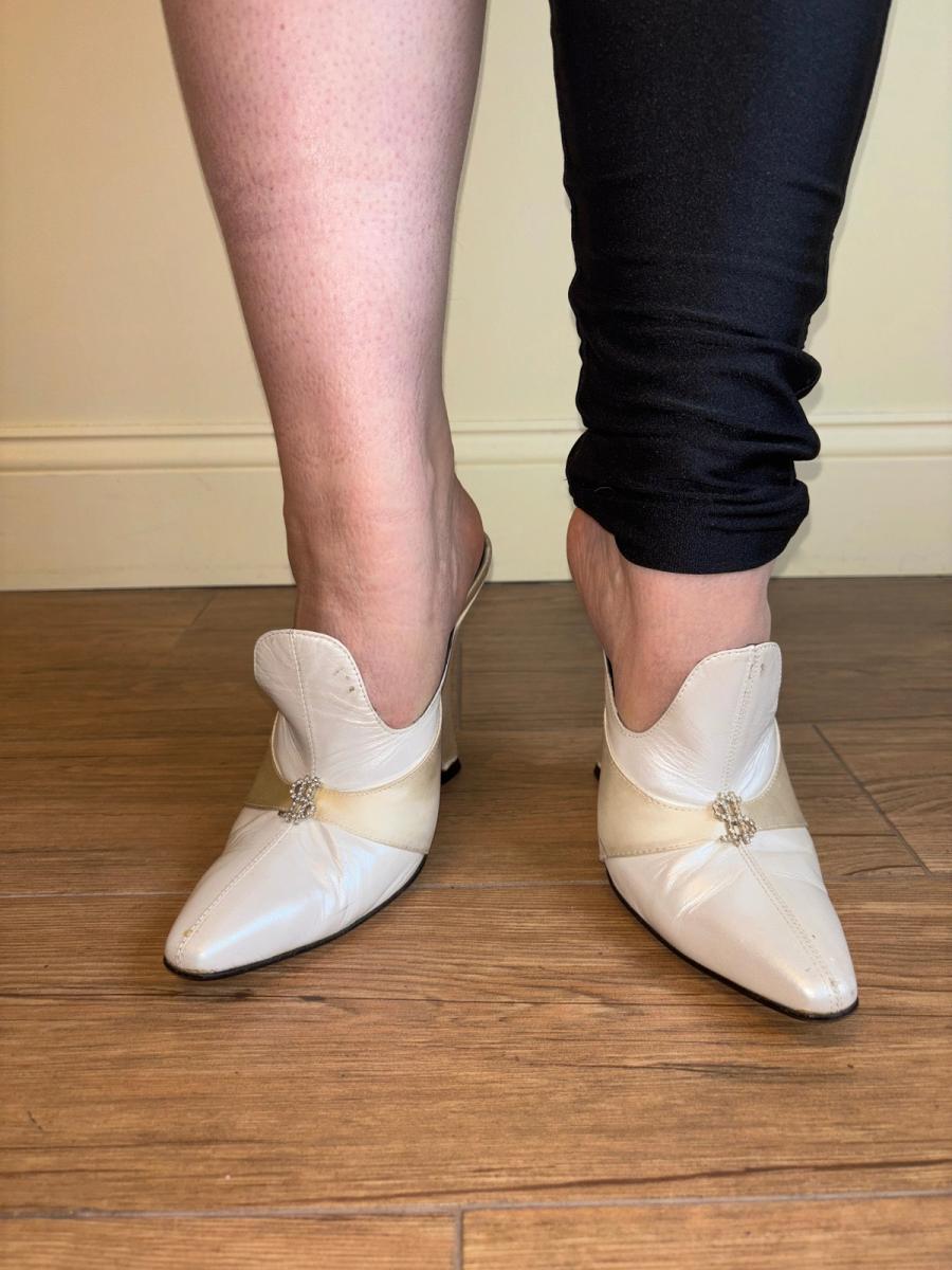 Anna Molinari Dollar Sign Pumps product image