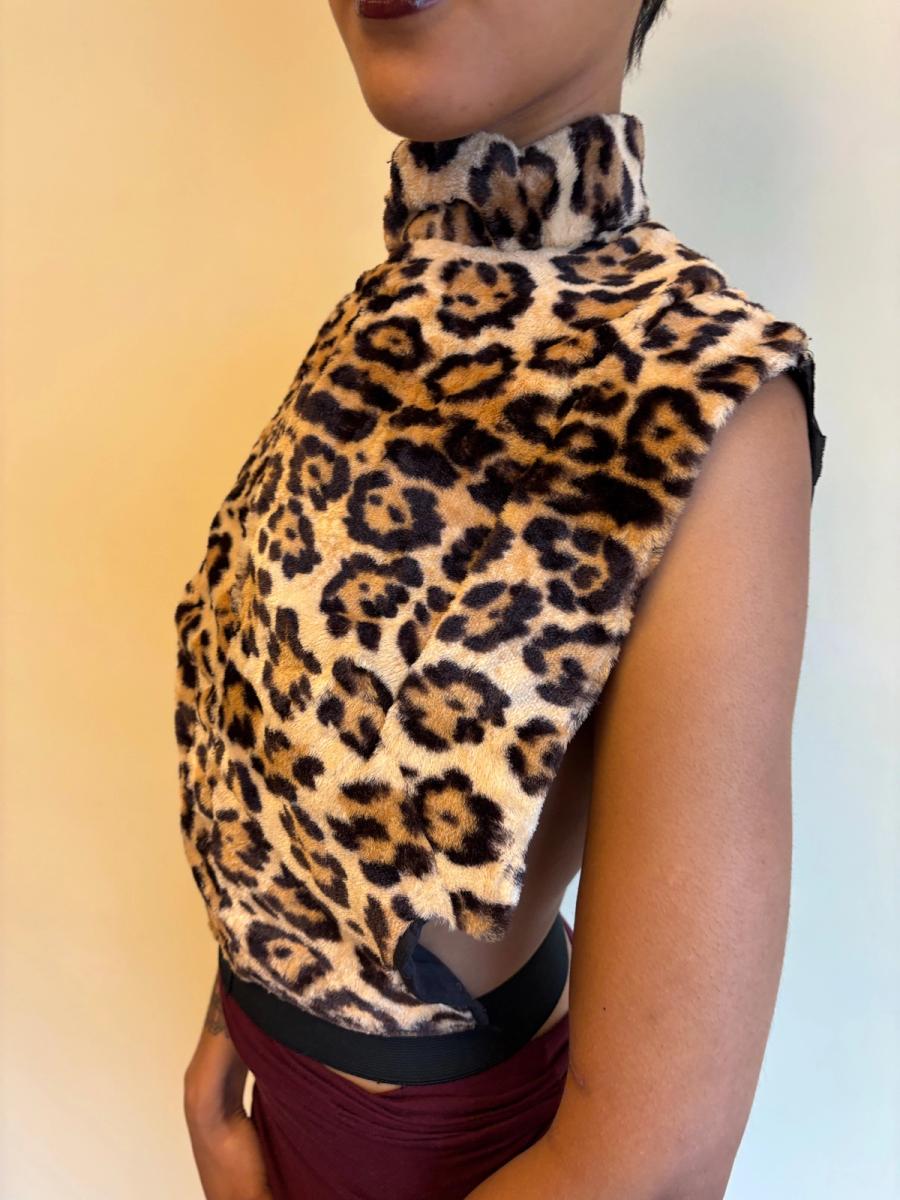 1940s Faux Fur Leopard Dickie product image