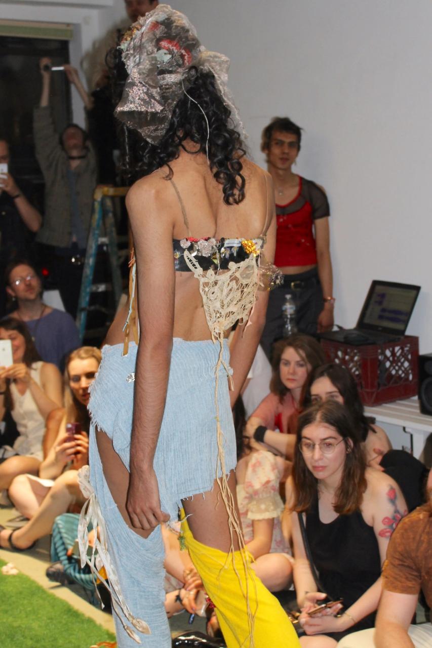 Collection 004 - Mew+ look