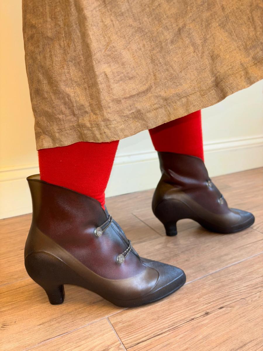 1950s Rubber Rain Heel Covers product image