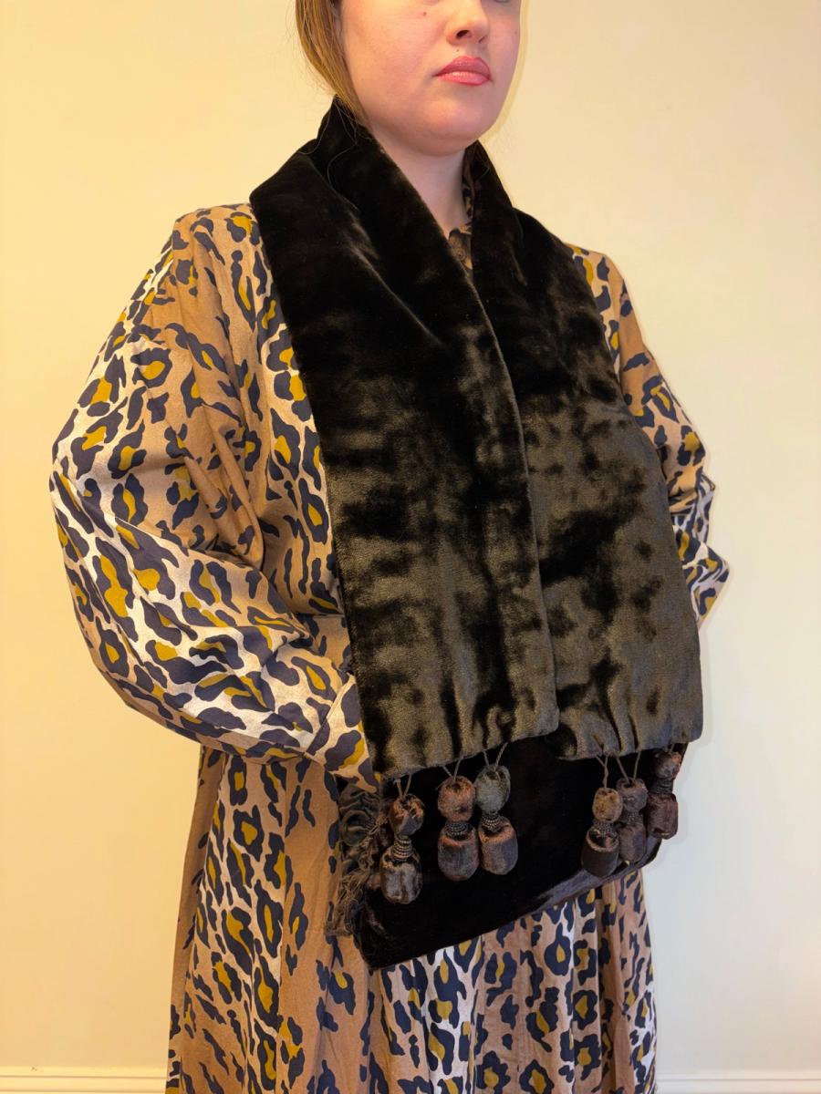 Edwardian Velveteen Scarf and Muff Set product image