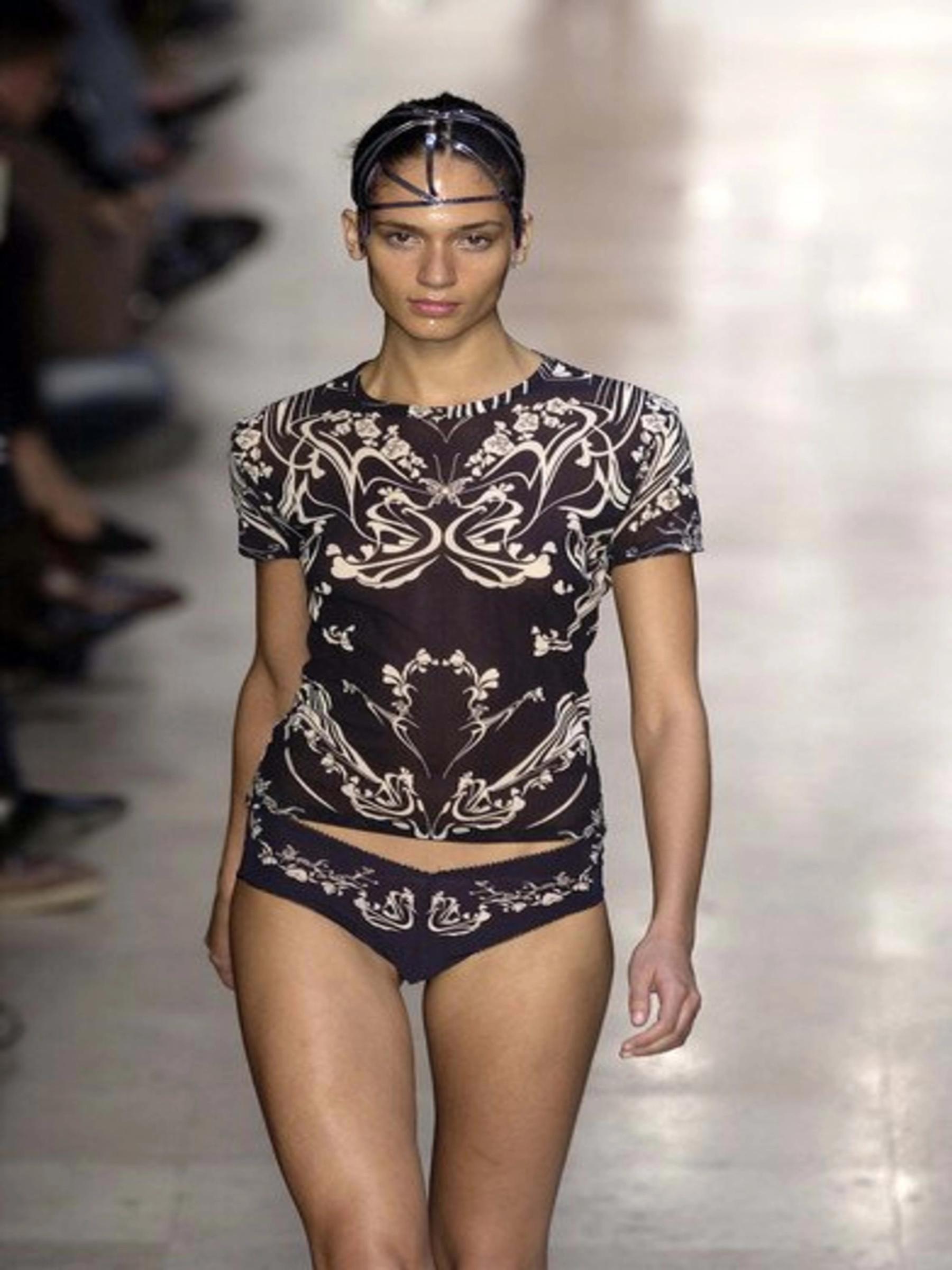 SS2004 イッセイミヤケ - Main Image