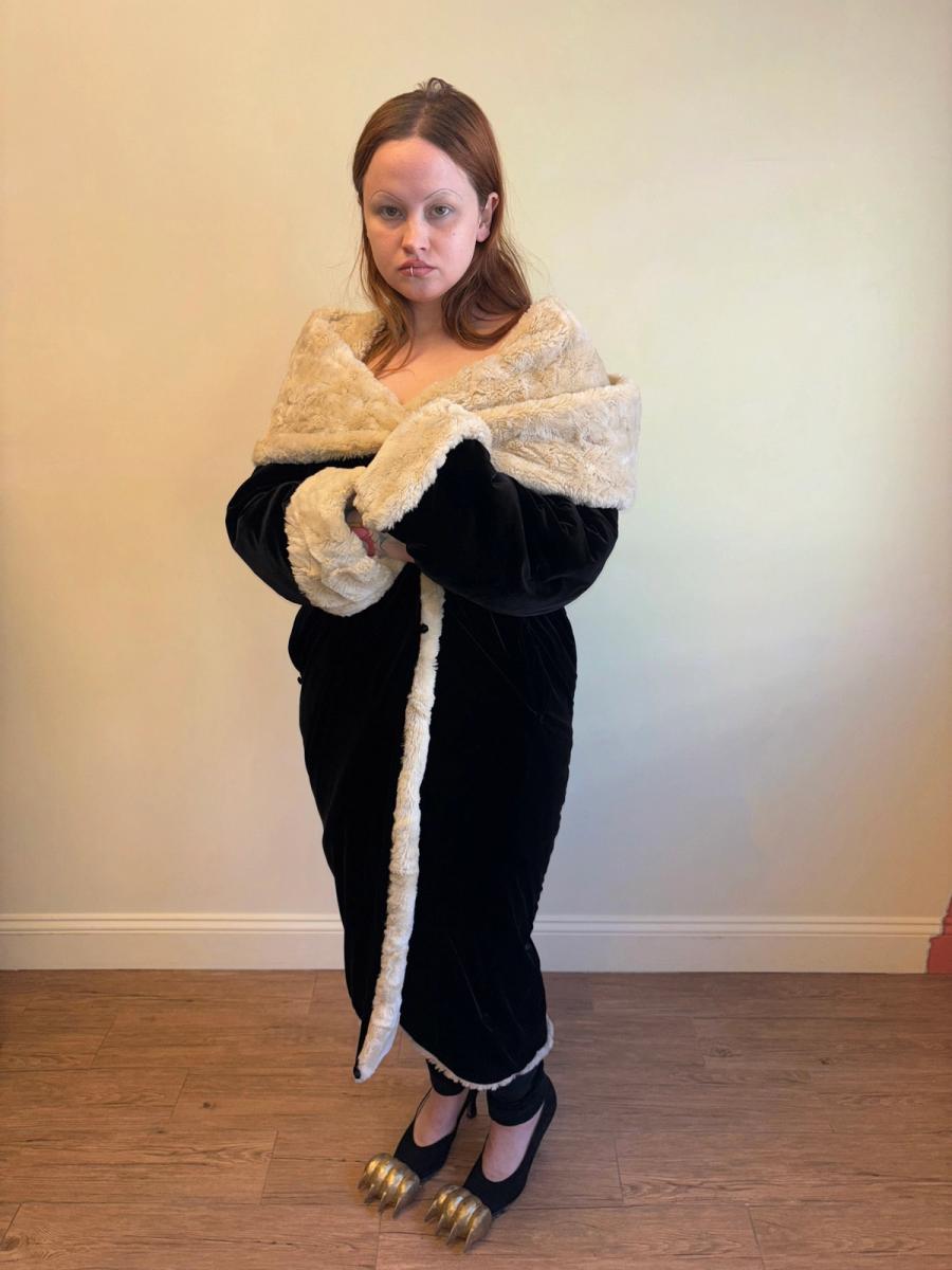 Norma Kamali 1920s- Inspired Velvet Coat product image