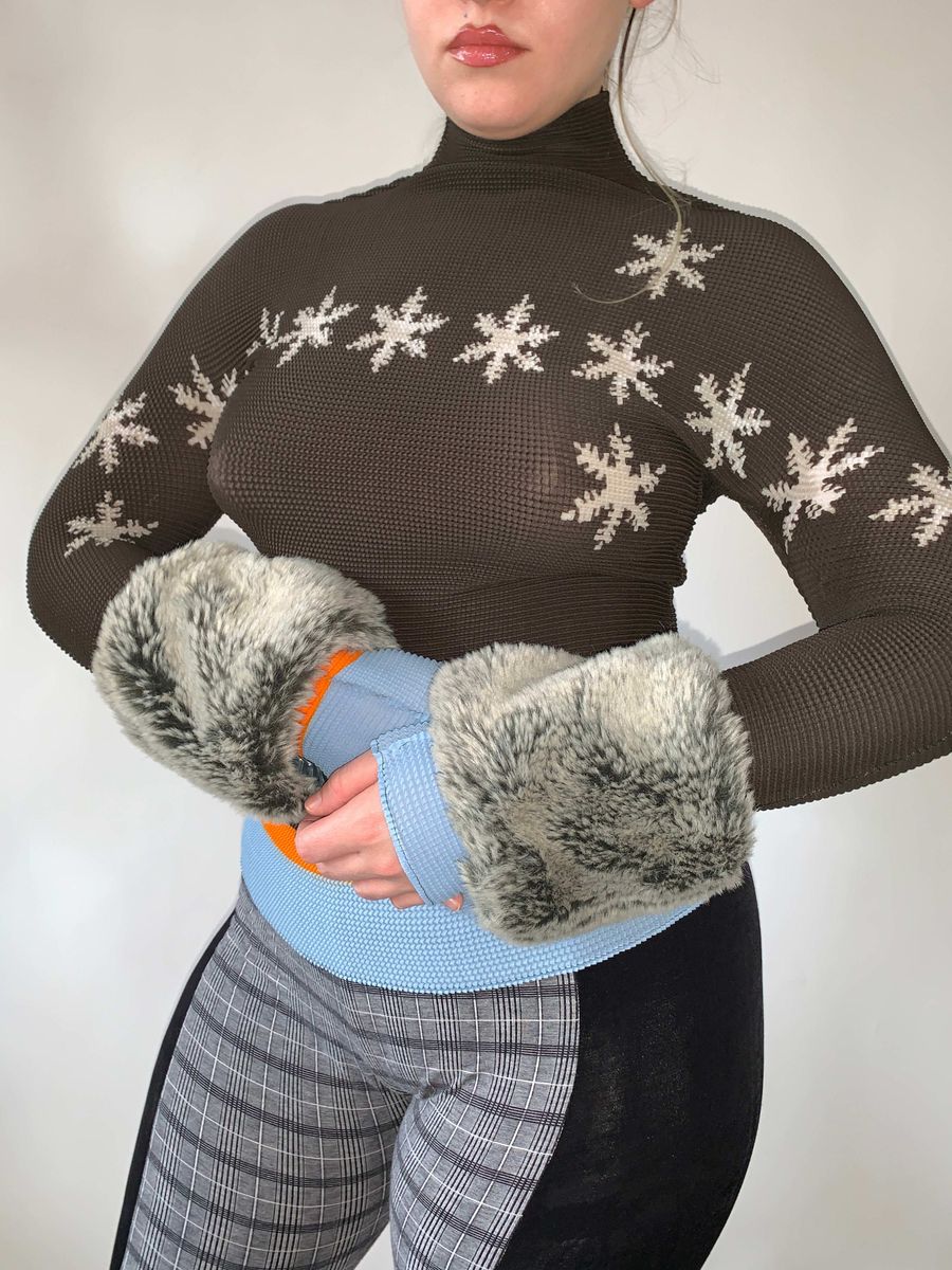Issey Miyake Faux Fur Arm Warmers product image