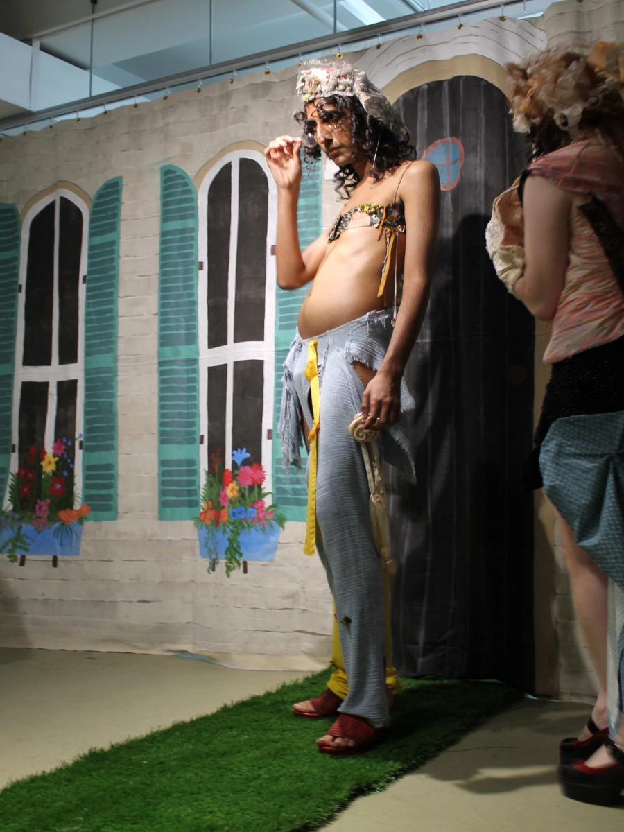 Collection 004 - Mew+ look