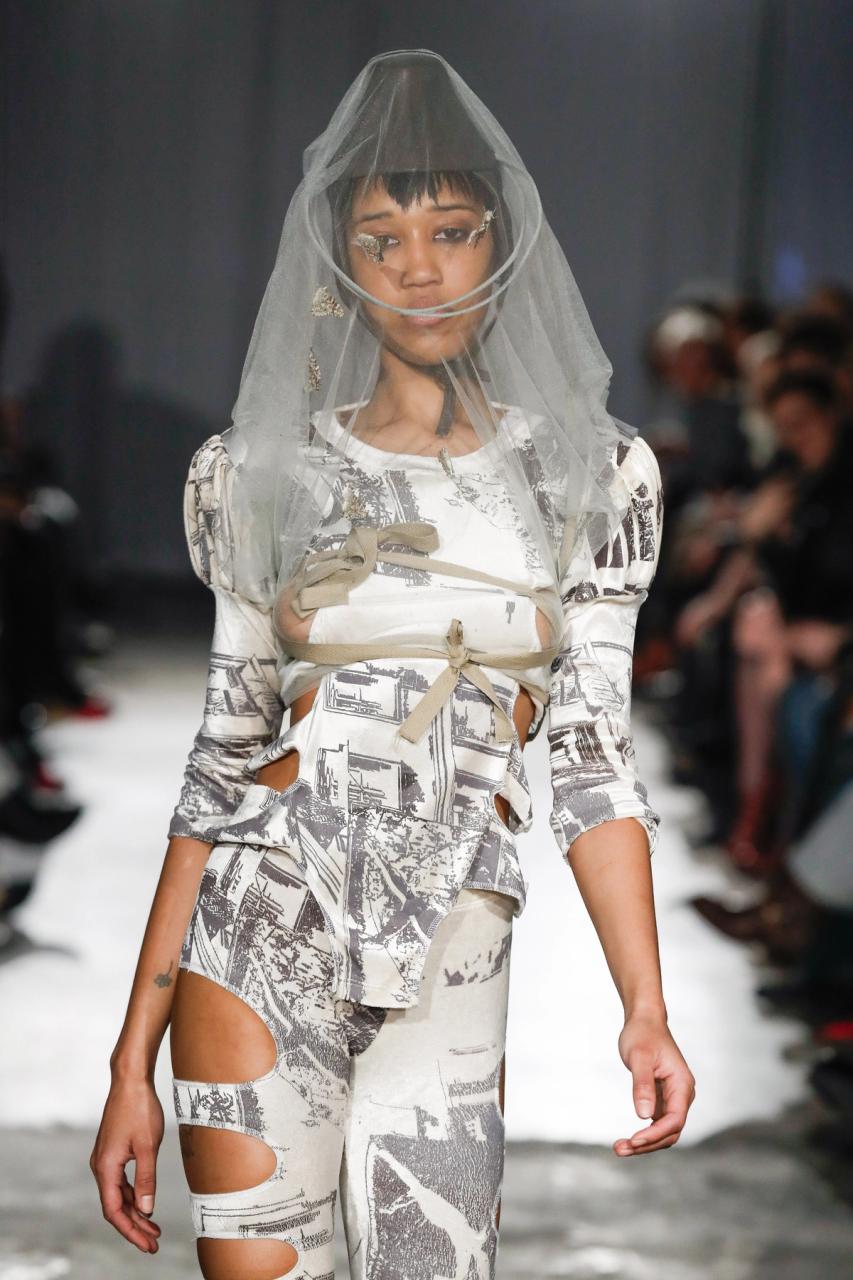 Collection 007 - ENFER look