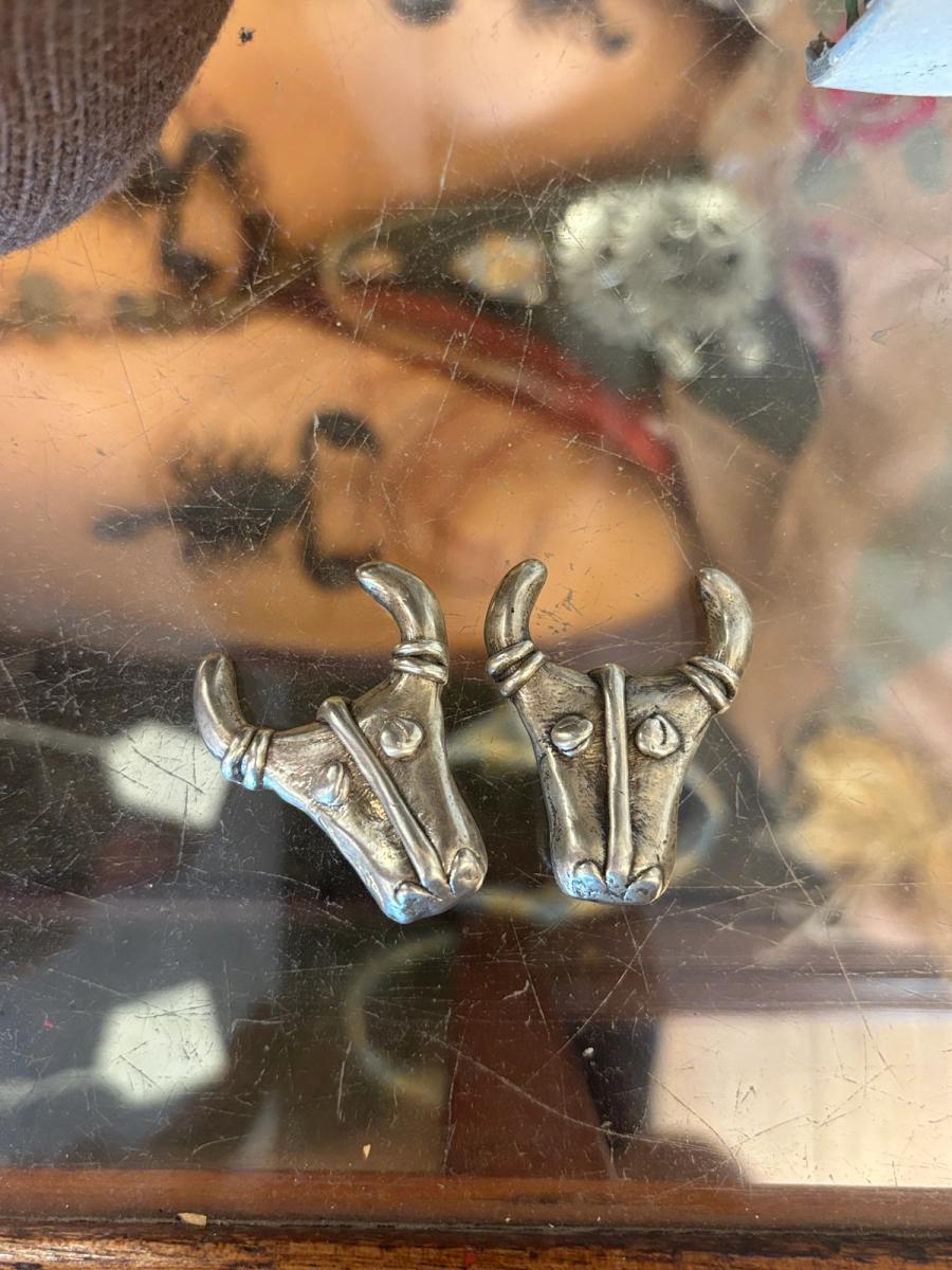 Scooter Paris Bull Earrings product image