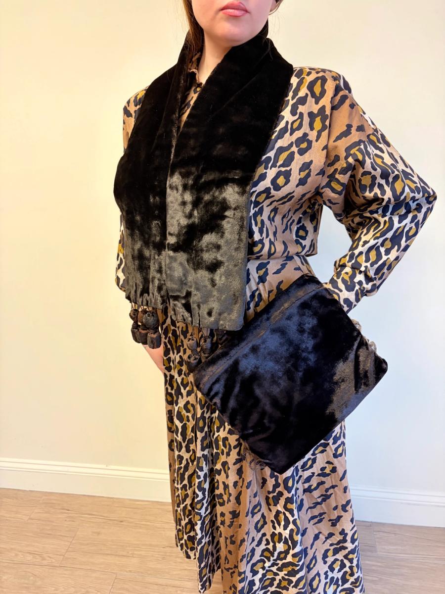 Edwardian Velveteen Scarf and Muff Set product image