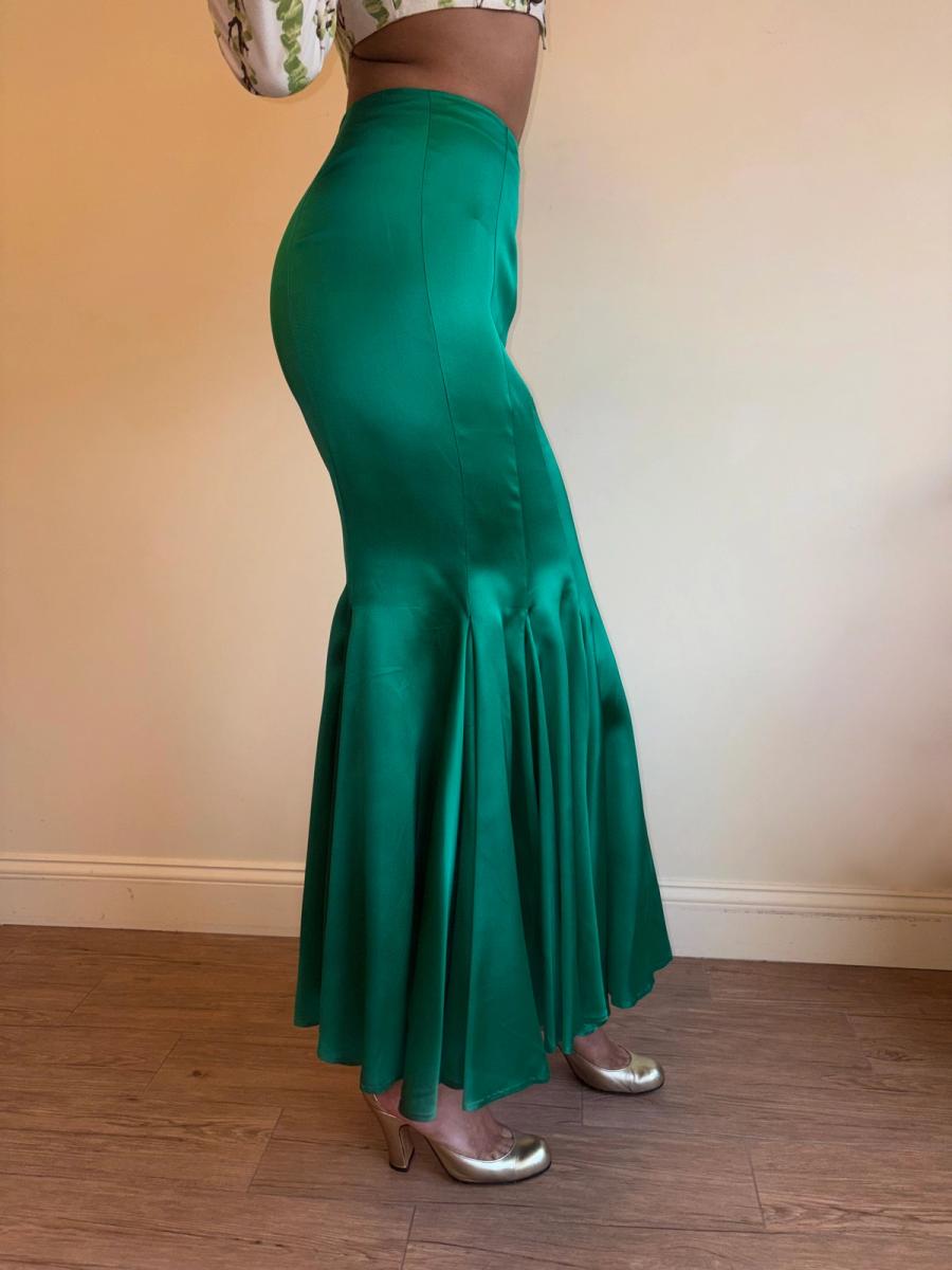 1980s Norma Kamali OMO Emerald Green Trumpet Skirt product image