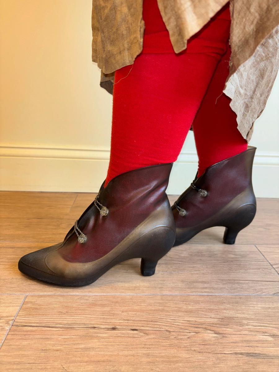 1950s Rubber Rain Heel Covers  product image
