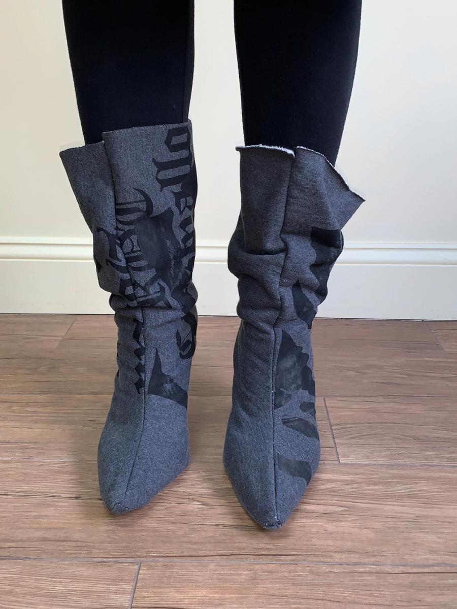'Enfer' Runway Sample Slouchy Heels in Dark Gray product image