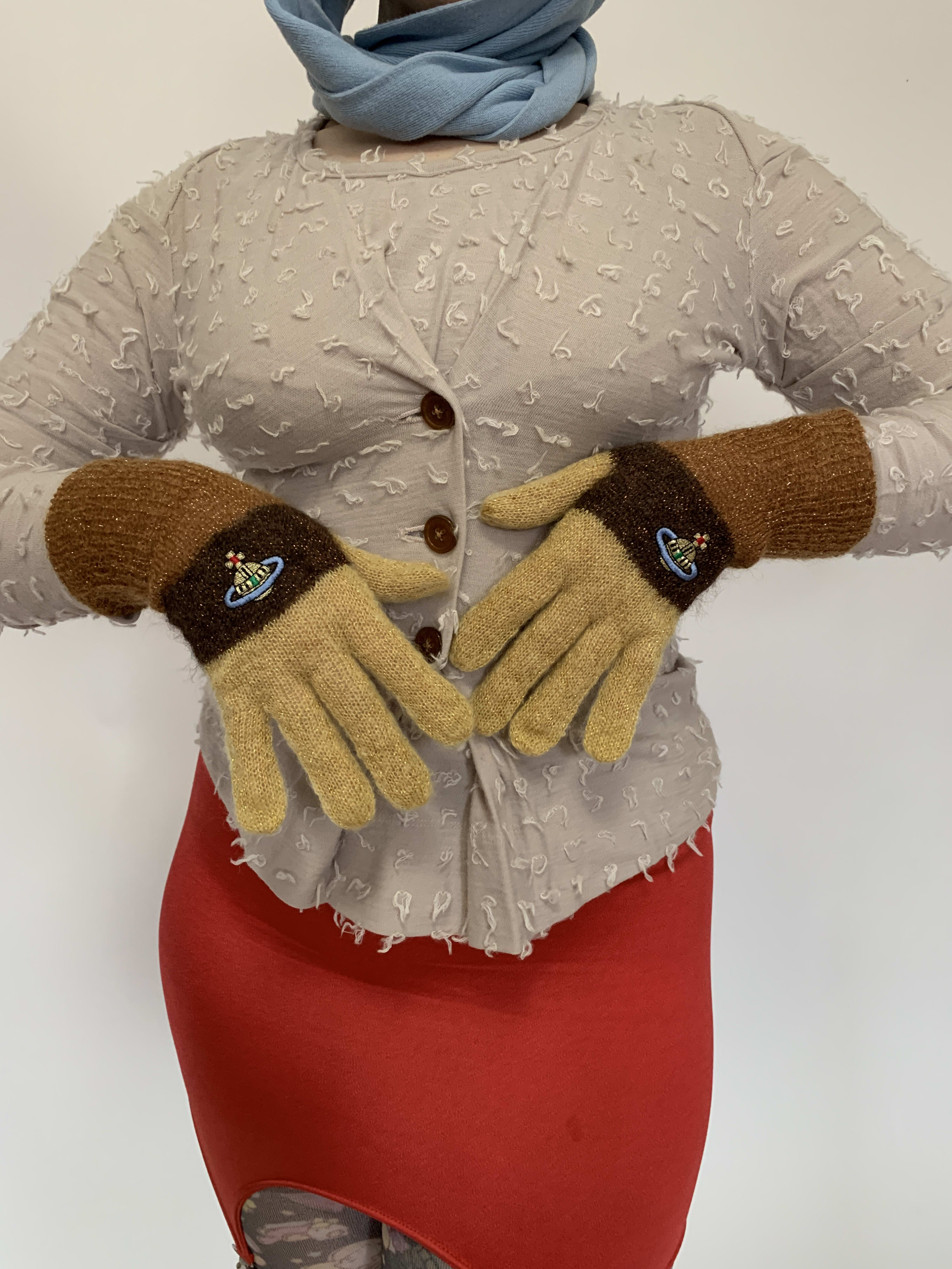 90s Vivienne Westwood Knit Orb Gloves