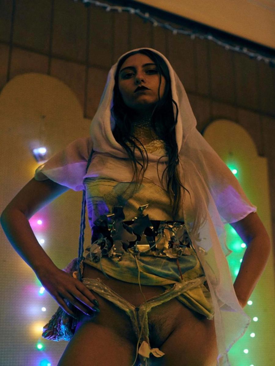 Collection 003 - Frauveldt look