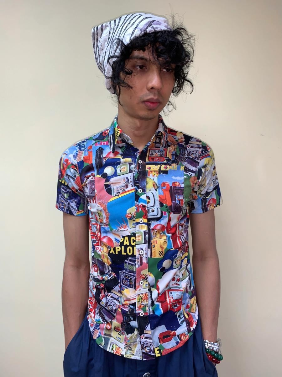 Heretic Goes Round Retro Robot Shirt product image
