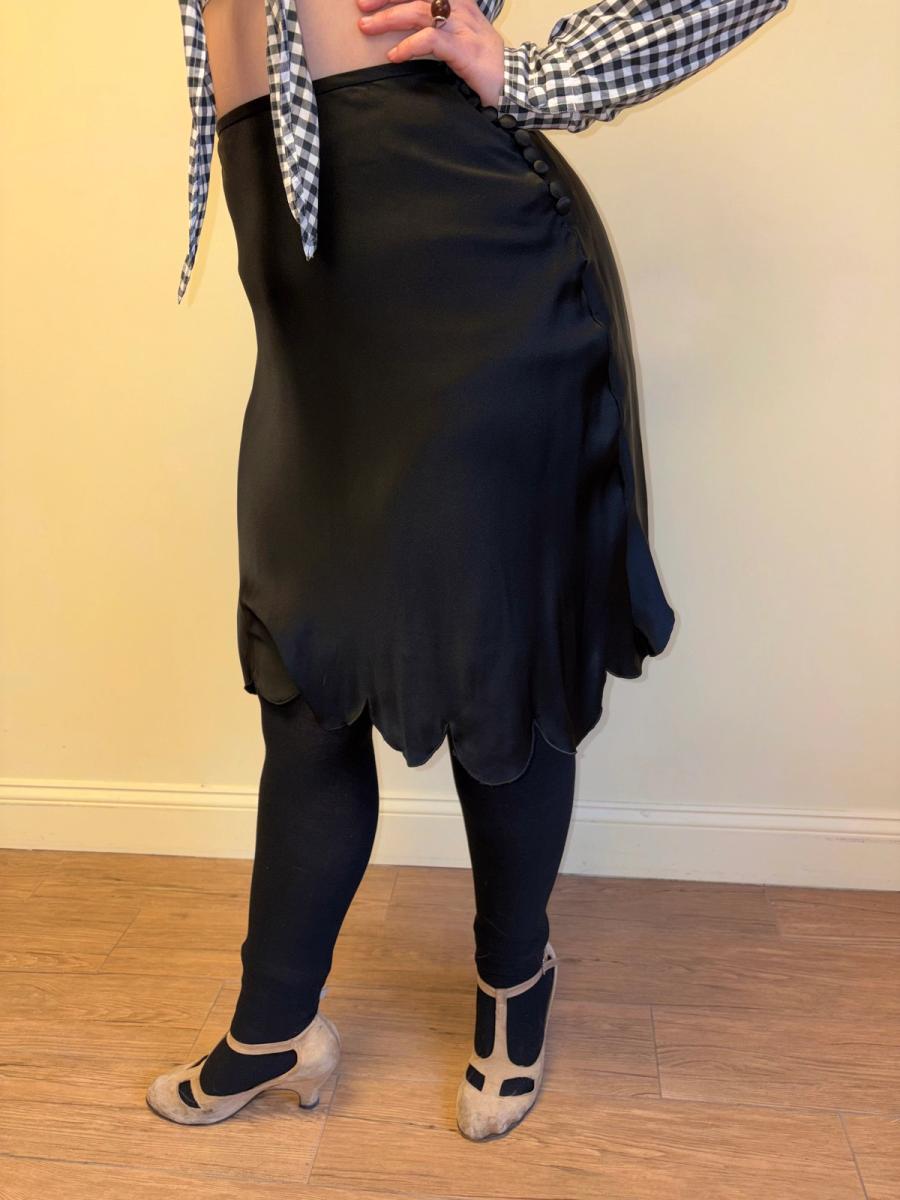 DressCamp 1930s-Inspired Bias Scalloped Skirt  product image