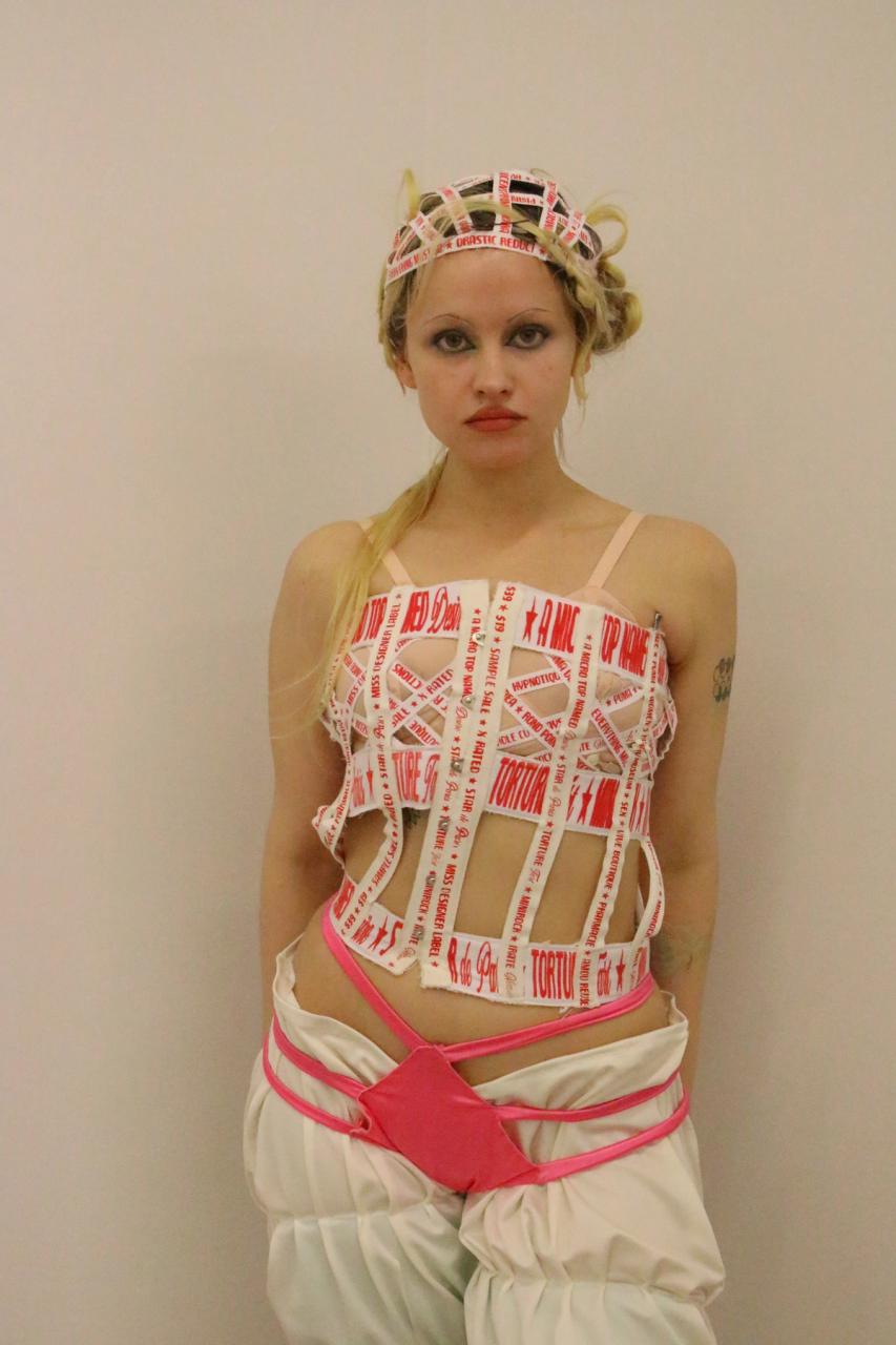 Collection 006 - SEZX look